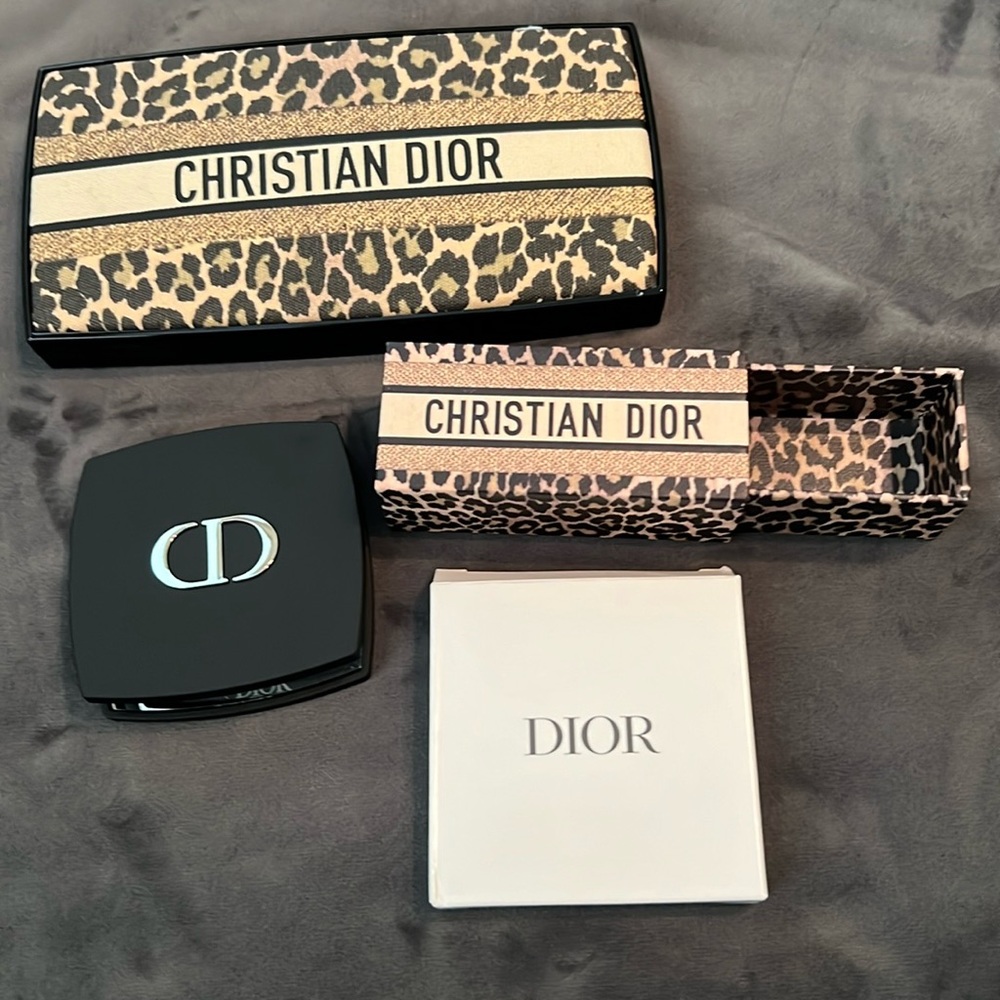 FLASH SALE🔥🔥NWT LIMITED EDITION DIOR BUNDLE💗